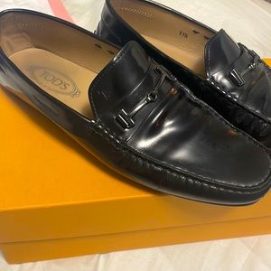 Men’s tods size 11.5 black